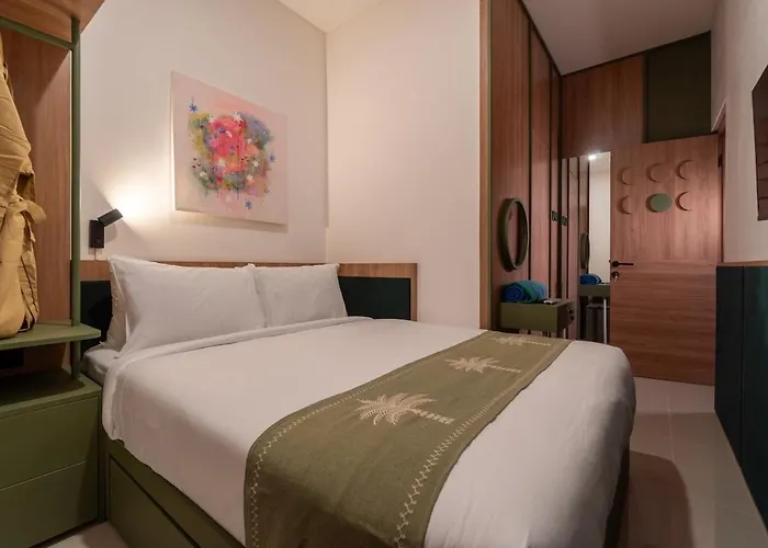 Vakantiehuis 3br 3 Bathroom Pool In The Heart Of